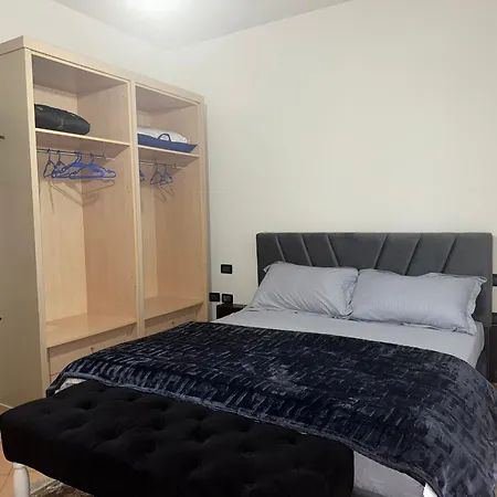 Apartment Am *